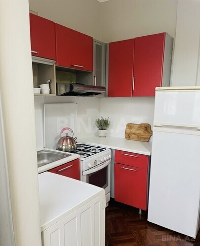 İcarəyə verilir 2 otaqlı köhnə tikili 55 m², 28 May m., photo 5 from 8