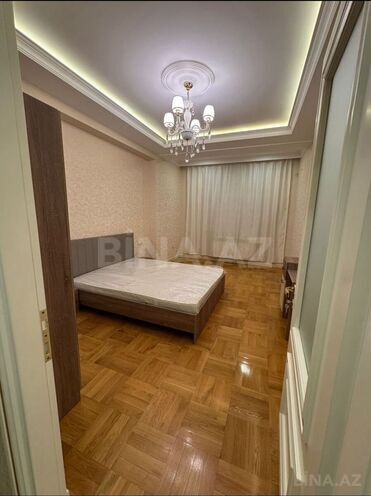 İcarəyə verilir 2 otaqlı yeni tikili 90 m², Xalqlar Dostluğu m., photo 3 from 8