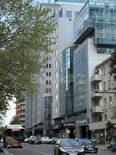 Satılır 4 otaqlı yeni tikili 174 m², Nizami m., photo 1 from 24