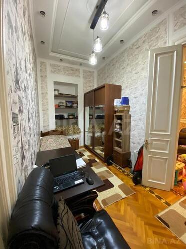 Продаётся 5-комн. вторичка 200 м², м. Ичеришехер, photo 11 from 21