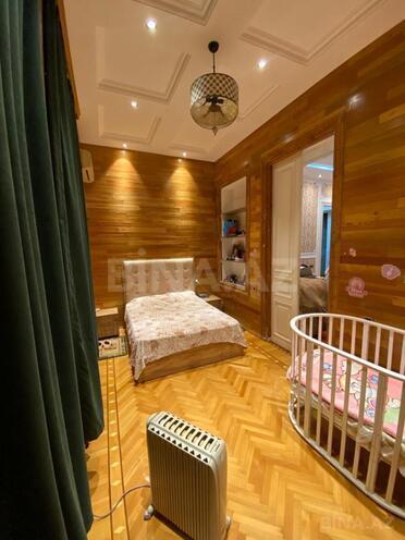 Продаётся 5-комн. вторичка 200 м², м. Ичеришехер, photo 7 from 21