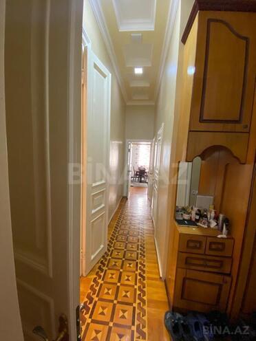Продаётся 5-комн. вторичка 200 м², м. Ичеришехер, photo 18 from 21