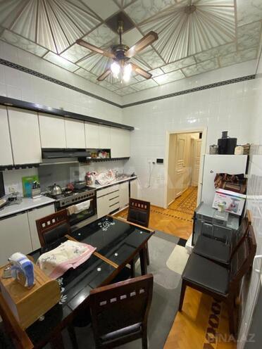 Продаётся 5-комн. вторичка 200 м², м. Ичеришехер, photo 5 from 21