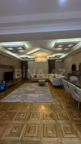 Satılır 4 otaqlı yeni tikili 236 m², 28 May m., photo 1 from 11