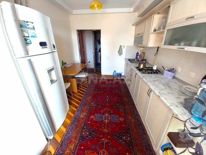 Продаётся 2-комн. вторичка 80 м², м. Низами, photo 10 from 14