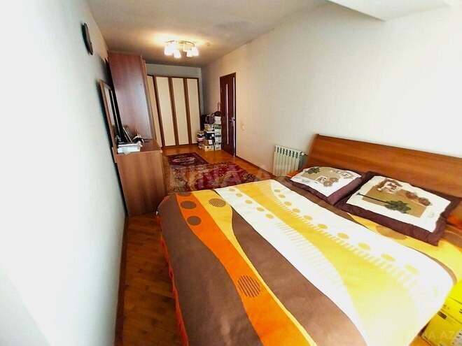 Продаётся 2-комн. вторичка 80 м², м. Низами, photo 7 from 14
