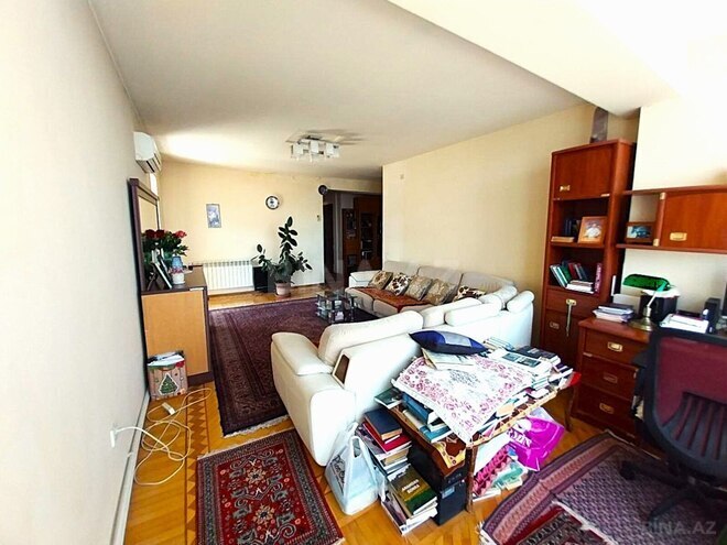 Продаётся 2-комн. вторичка 80 м², м. Низами, photo 3 from 14