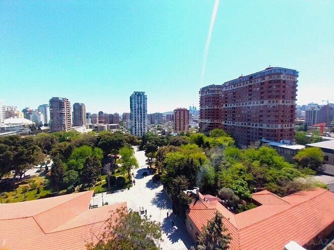 Продаётся 2-комн. вторичка 80 м², м. Низами, photo 5 from 14