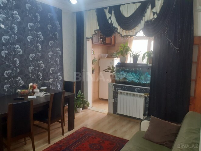 Продаётся 2-комн. вторичка 40 м², м. Мемар Аджеми, photo 1 from 6