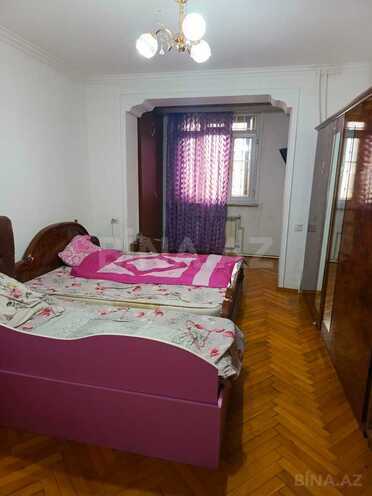 Satılır 3 otaqlı köhnə tikili 120 m², Yasamal q., photo 7 from 10