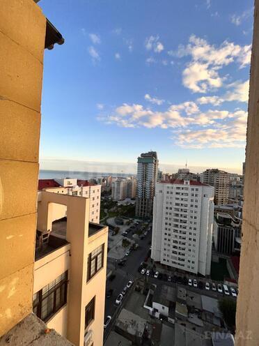 Продаётся 3-комн. новостройка 210 м², м. Элмляр Академиясы, photo 3 from 26