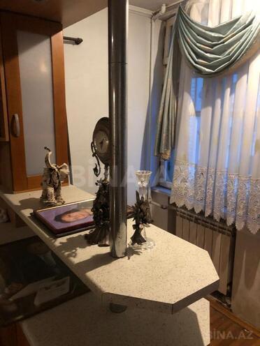 Продаётся 3-комн. вторичка 125 м², м. Низами, photo 9 from 19