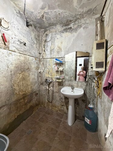 Satılır 2 otaqlı köhnə tikili 65 m², Xalqlar Dostluğu m., photo 11 from 13