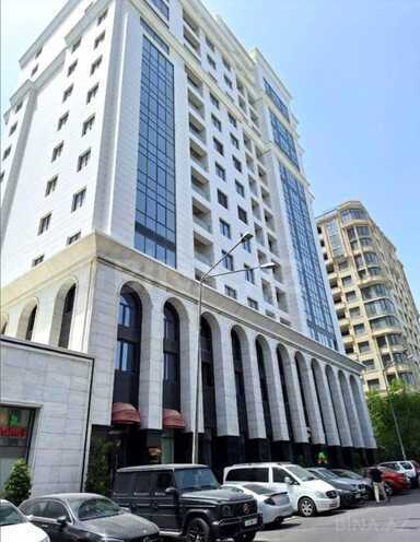 Satılır 5 otaqlı yeni tikili 205 m², Bayıl q., photo 1 from 12
