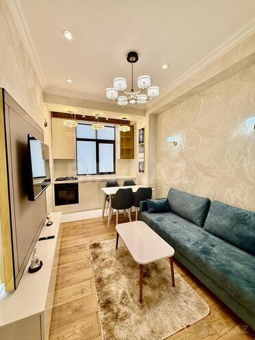 Продаётся 2-комн. новостройка 37 м², м. Кара Караев, photo 3 from 12