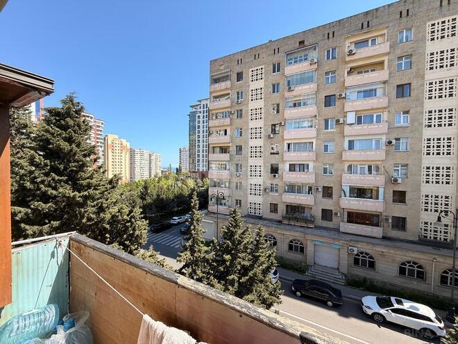 Продаётся 1-комн. вторичка 33 м², м. Элмляр Академиясы, photo 6 from 9