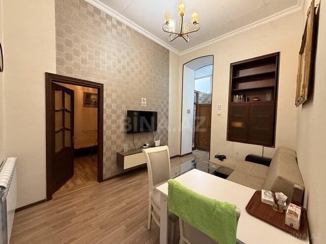 Продаётся 2-комн. вторичка 55 м², м. Сахил, photo 8 from 11