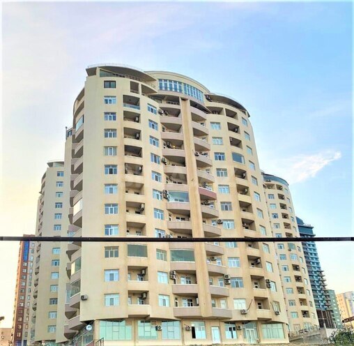 Сдаётся 3-комн. новостройка 150 м², м. Элмляр Академиясы, photo 1 from 16