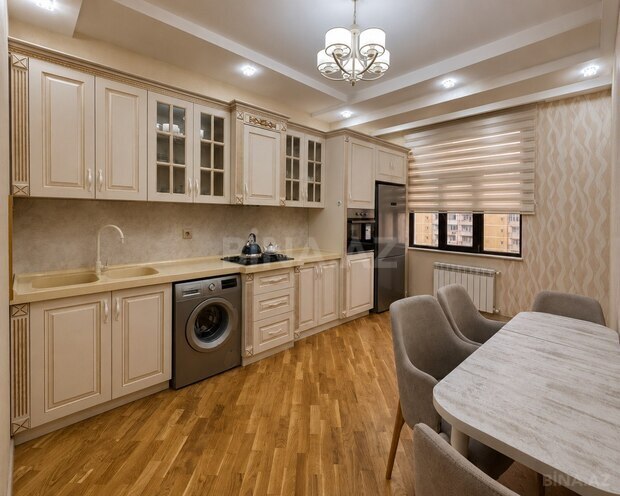 Сдаётся 3-комн. новостройка 126 м², Насиминский  р., photo 8 from 23