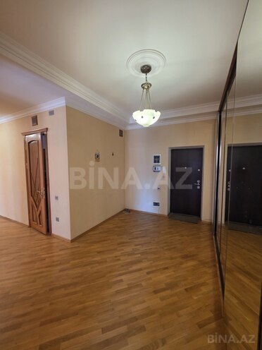 Продаётся 4-комн. новостройка 156 м², м. Низами, photo 14 from 26