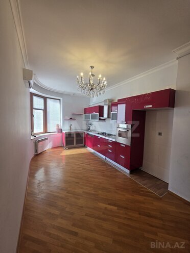 Продаётся 4-комн. новостройка 156 м², м. Низами, photo 1 from 26
