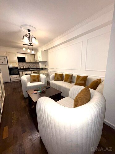 Satılır 2 otaqlı köhnə tikili 45 m², Gənclik m., photo 1 from 26