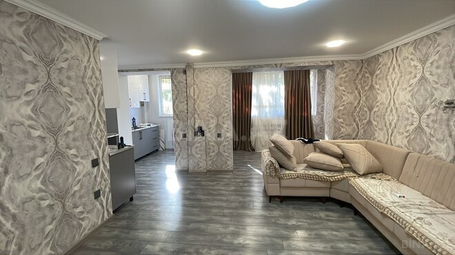Продаётся 2-комн. вторичка 54 м², м. Азадлыг проспекти, photo 4 from 8
