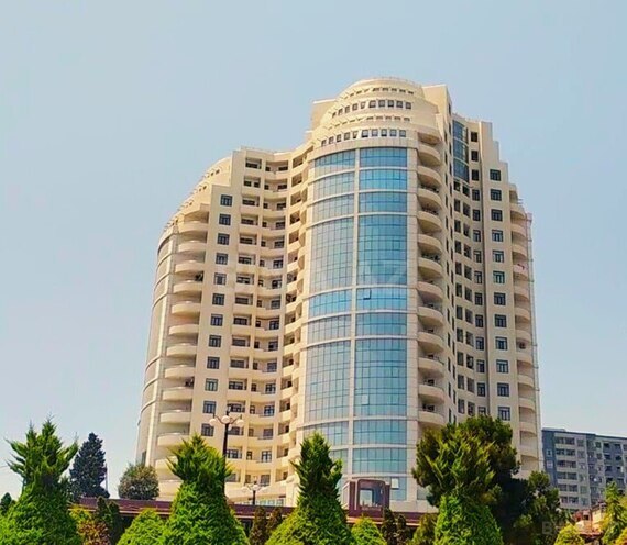 Продаётся 4-комн. новостройка 200 м², м. Элмляр Академиясы, photo 1 from 7