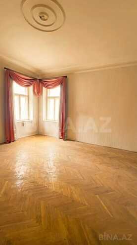 Продаётся 2-комн. вторичка 70 м², м. Сахил, photo 3 from 9