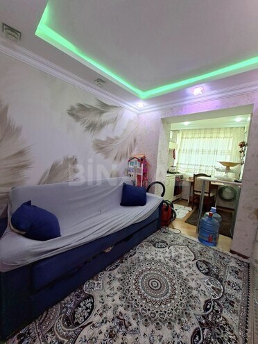 Satılır 2 otaqlı köhnə tikili 65 m², İnşaatçılar m., photo 12 from 15