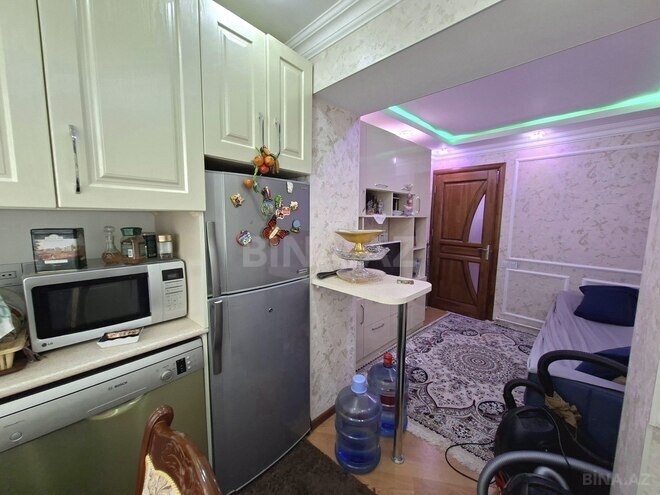 Satılır 2 otaqlı köhnə tikili 65 m², İnşaatçılar m., photo 9 from 15