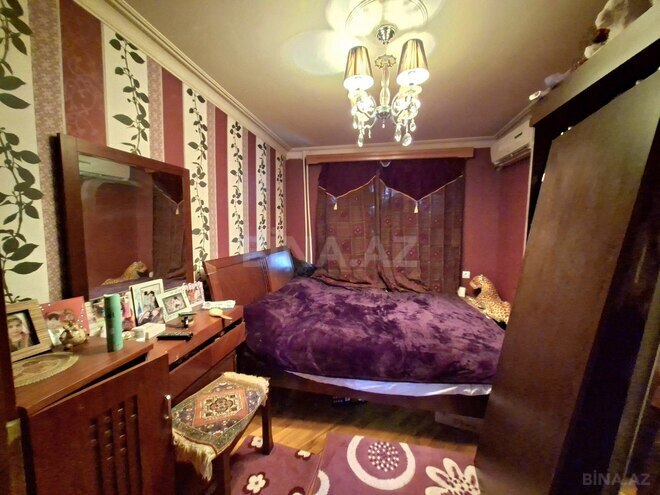 Satılır 2 otaqlı köhnə tikili 65 m², İnşaatçılar m., photo 8 from 15