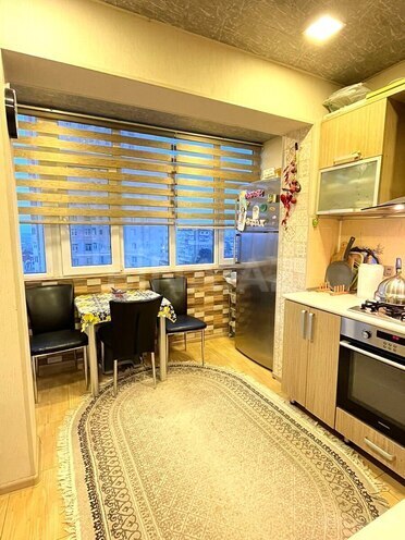 Satılır 2 otaqlı köhnə tikili 60 m², 9-cu mikrorayon q., photo 3 from 12