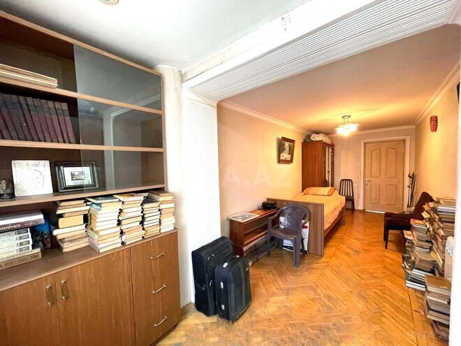 Satılır 3 otaqlı köhnə tikili 80 m², Elmlər Akademiyası m., photo 6 from 13