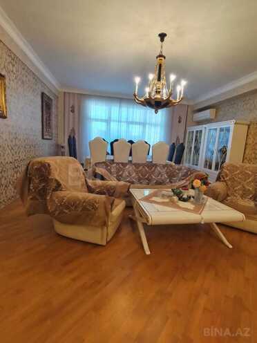 Продаётся 3-комн. новостройка 190 м², м. Сахил, photo 1 from 32