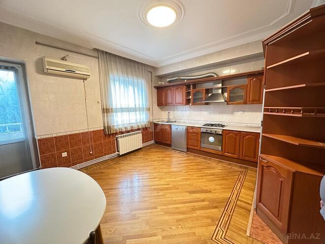 Сдаётся 3-комн. новостройка 130 м², м. Элмляр Академиясы, photo 11 from 14