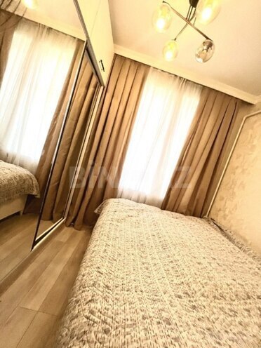 Продаётся 2-комн. вторичка 35 м², м. Кара Караев, photo 5 from 11