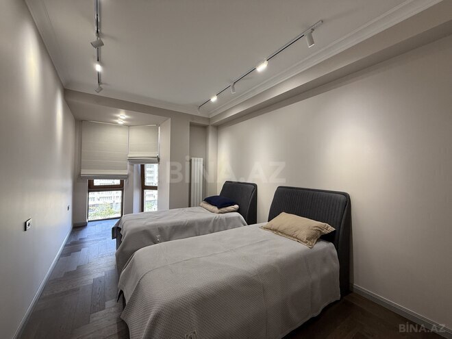 Satılır 4 otaqlı yeni tikili 175 m², 28 May m., photo 17 from 32