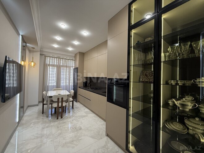 Satılır 4 otaqlı yeni tikili 175 m², 28 May m., photo 8 from 32