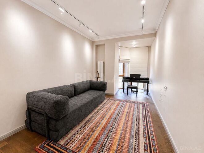 Satılır 4 otaqlı yeni tikili 174 m², 28 May m., photo 23 from 32