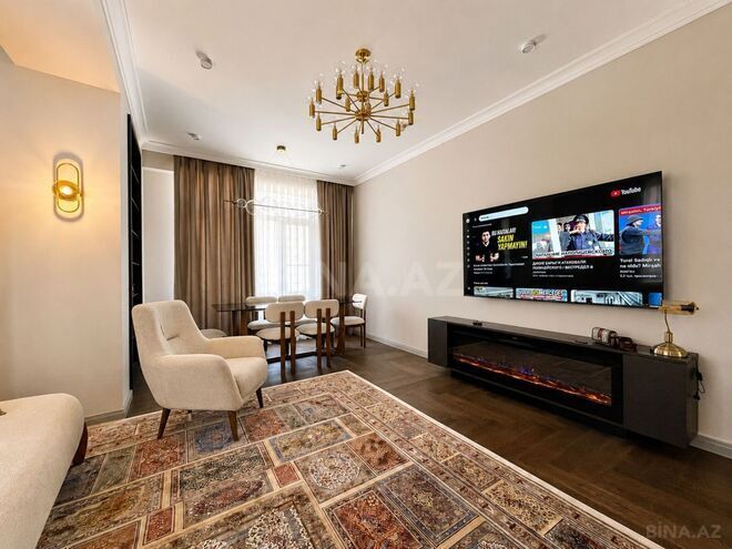 Satılır 4 otaqlı yeni tikili 174 m², 28 May m., photo 1 from 32