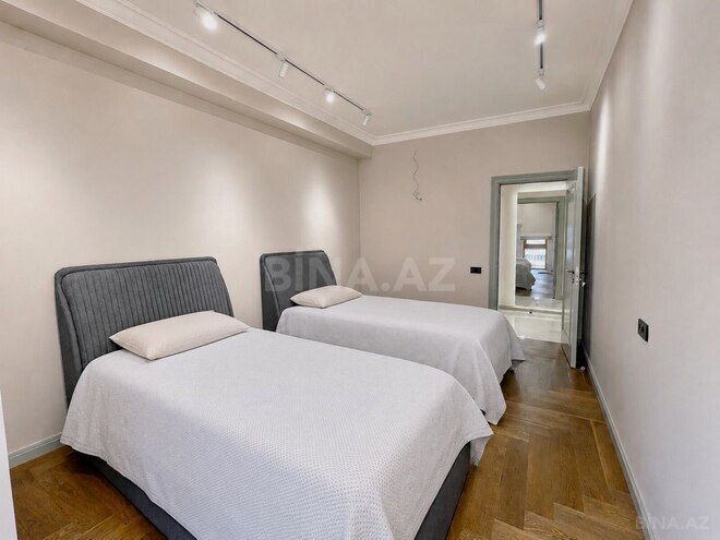 Satılır 4 otaqlı yeni tikili 174 m², 28 May m., photo 22 from 32