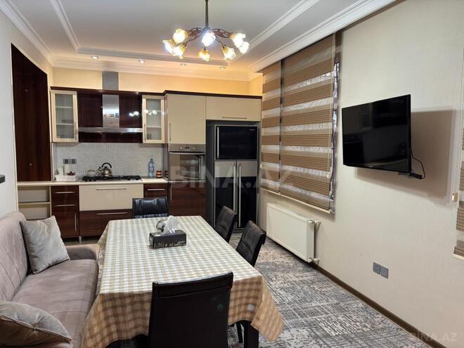 Сдаётся 3-комн. вторичка 100 м², м. Низами, photo 4 from 22