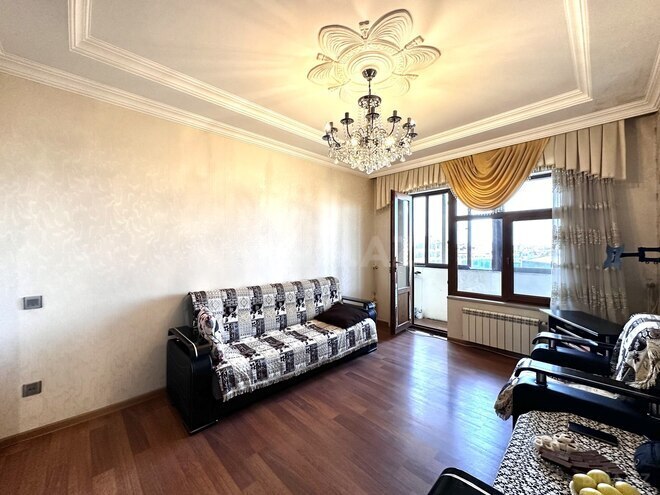 Продаётся 4-комн. вторичка 100 м², пос. Бакиханова, photo 4 from 18