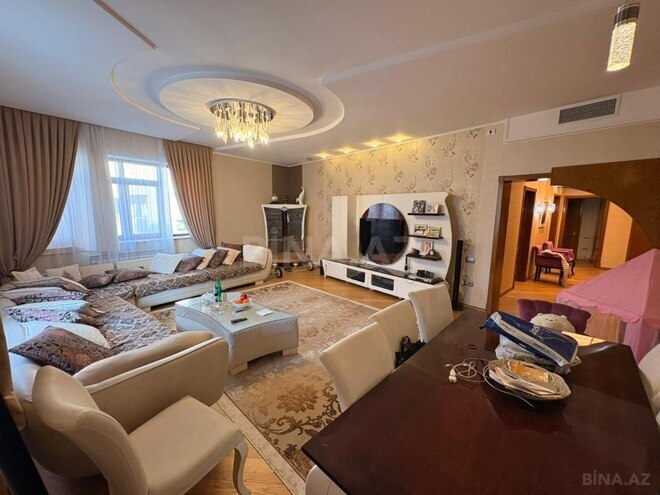 Продаётся 4-комн. новостройка 170 м², Насиминский  р., photo 1 from 18