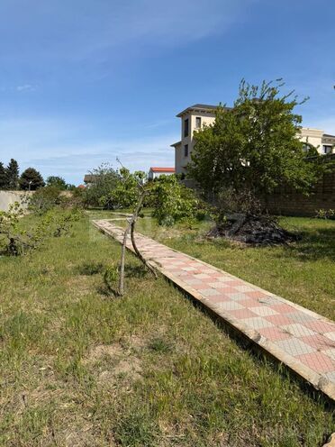 Satılır 14 otaqlı həyət evi/bağ evi 750 m², Novxanı q., photo 1 from 14