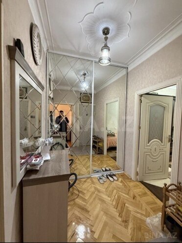Продаётся 2-комн. вторичка 65 м², м. Гянджлик, photo 9 from 16