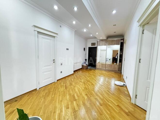 Продаётся 3-комн. новостройка 120 м², м. Кара Караев, photo 6 from 16