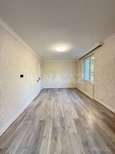 Продаётся 2-комн. вторичка 40 м², м. Иншаатчылар, photo 5 from 15