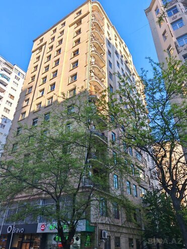Продаётся 3-комн. новостройка 142 м², м. Низами, photo 4 from 30